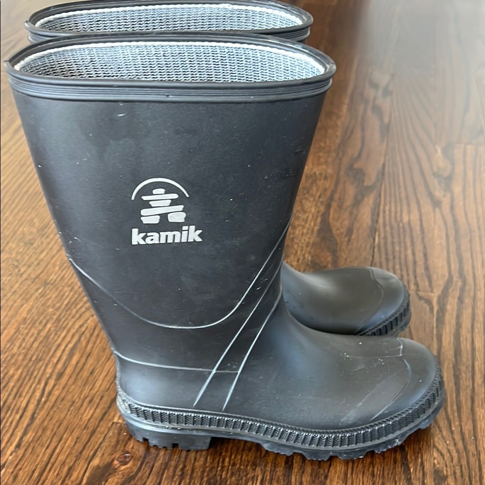 Kamik Black Rain Boots